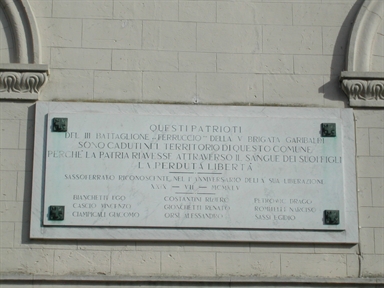Palazzo in P.zza Bartolo, 7