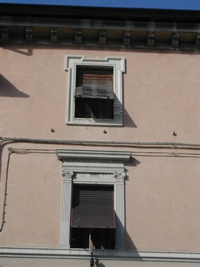 Palazzetto in P.zza Bartolo