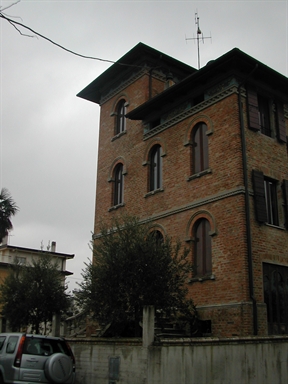 Villetta in Via S. Domenico, 4