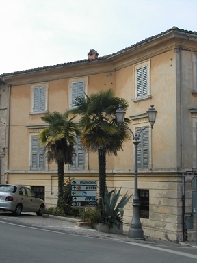Palazzo in Via Marconi, 13