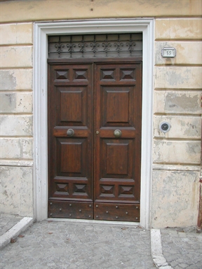 Palazzo in Via Marconi, 13