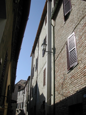 Palazzo in Via F. Marulli, 15