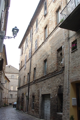 Palazzo Montani