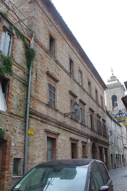 Palazzo Montani