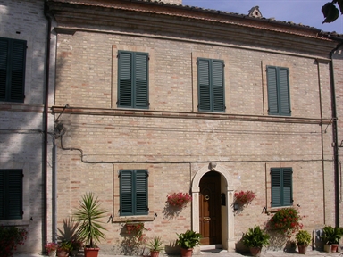 Casa in piazza Leopardi