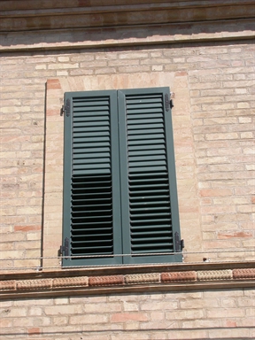 Casa in piazza Leopardi