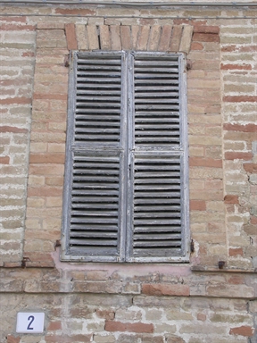 Casa a blocco in piazza della Liberta'