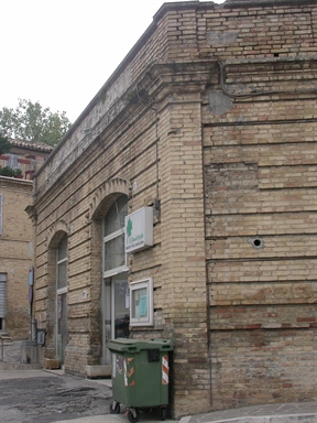 Edificio commerciale