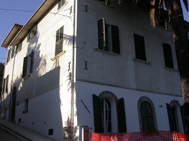 Casa in via V. Emanuele