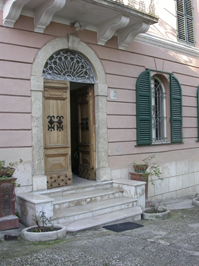 Villa Peroni