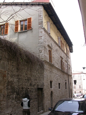 Palazzetto gentilizio con loggiato