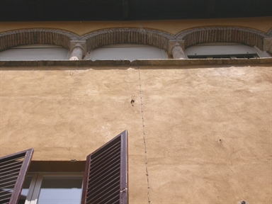 Palazzo signorile con loggiato