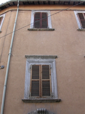 Palazzetto signorile con loggiato