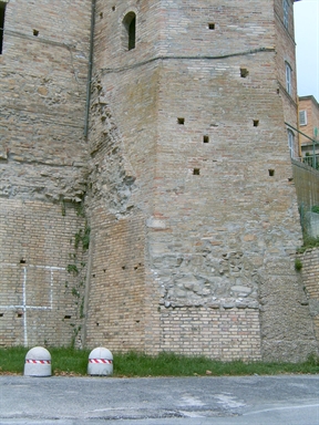 Puntone delle Mura urbiche di Monte Vidon Corrado