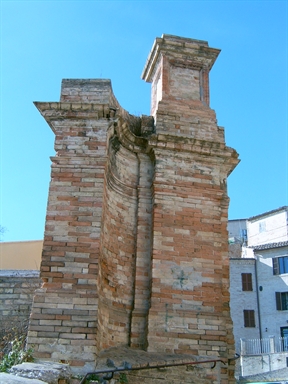 Ingresso a via Monteverde