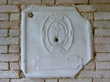 Porticato di Palazzo Gigliucci