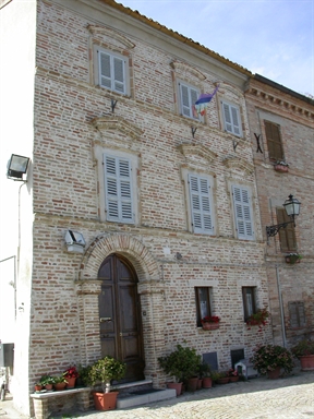 Palazzo Fioravanti