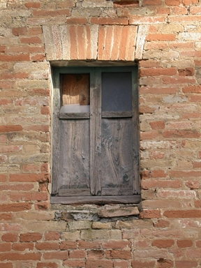 Casa rurale con torre colombaia
