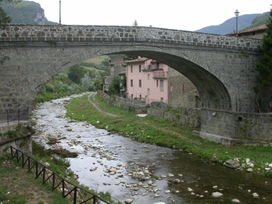 Ponte di Trisungo