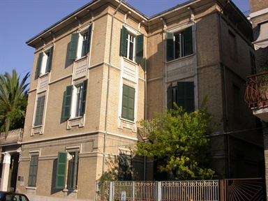 Palazzina in viale Moretti