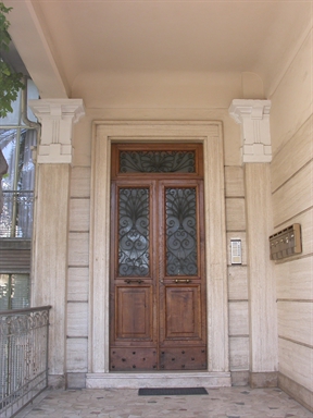 Palazzina in viale Moretti