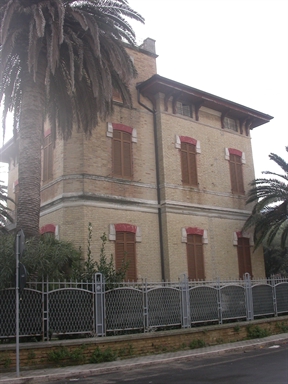 Villino in viale Trieste