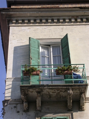 Casa in via Gino Moretti