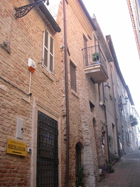 Casa a schiera in via MIchelessi