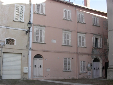 Palazzo in P.zza Roma