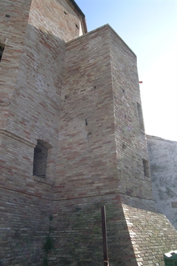 Torre poligonale