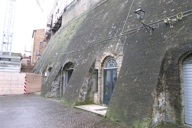 Bastioni delle mura castellane
