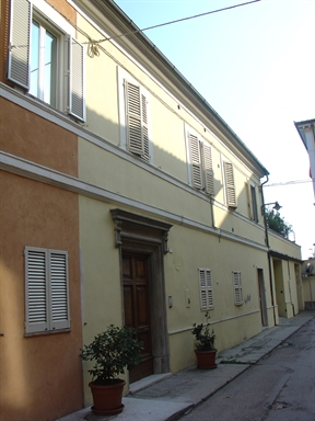 Casa a schiera