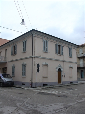 Casa a schiera