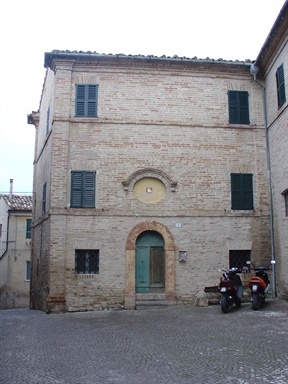 Casa canonica