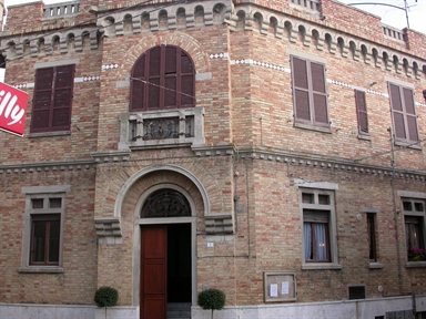 Palazzo in via Marconi