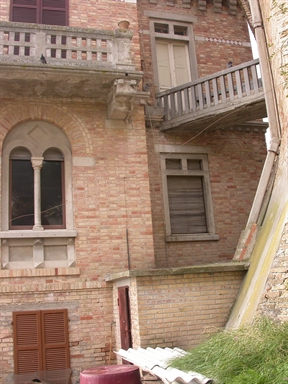 Palazzo in via Marconi