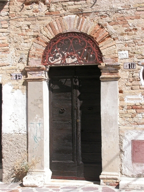 Case a schiera in via del Castello