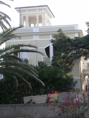 Villa Flajani