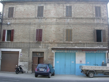 Casa in via Fratelli Rosselli
