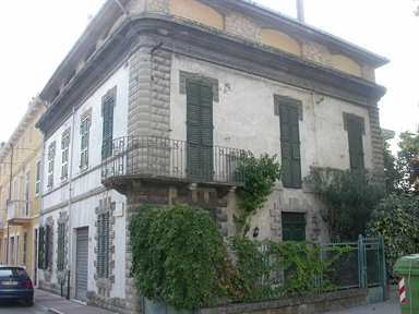 Casa in via Montegrappa
