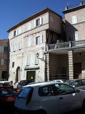 Casa fortificata