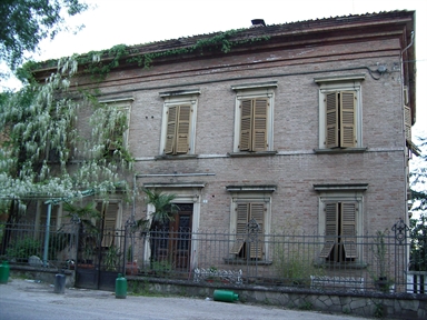Villa suburbana
