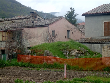 Ruderi di edificio medioevale