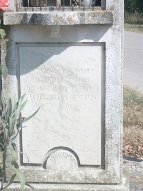 Edicola della Madonna del Pianto
