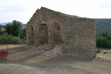 Rudere di chiesa