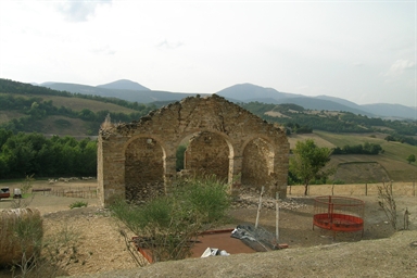 Rudere di chiesa