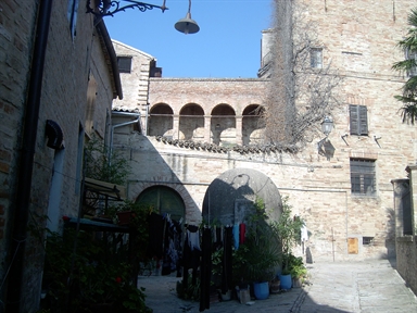Palazzo Tomassini Barbarossa