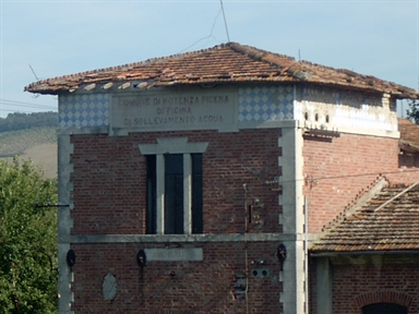 Officina di sollevamento dell'acqua