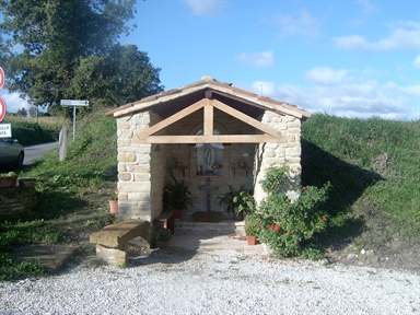 Edicola di Villa Tomassucci