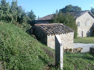 Edicola di Villa Tomassucci